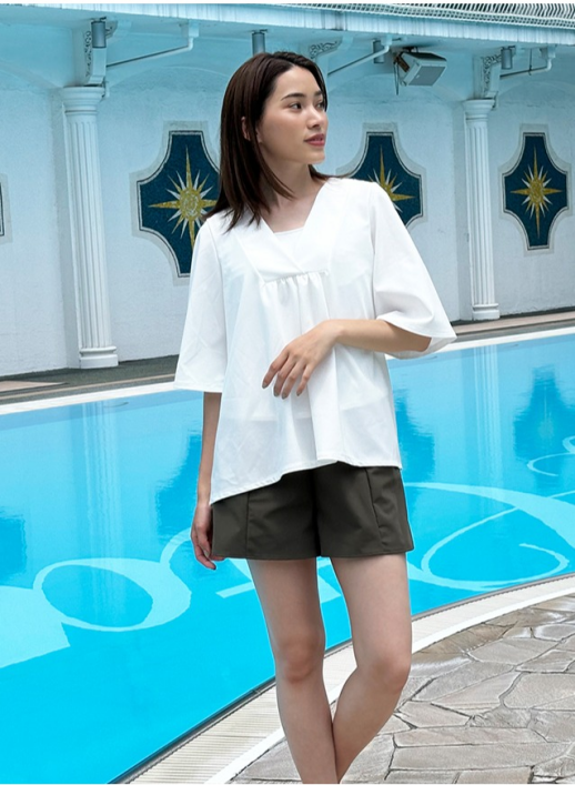 お腹や二の腕も気にならない♥体型カバーが叶う!お洋服っぽい水着♡