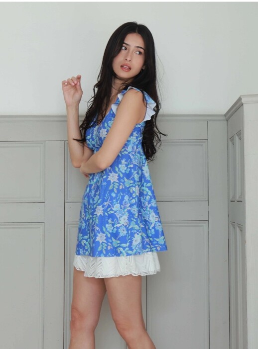 体型カバーも出来る★着脱も楽々なセパレート水着♡