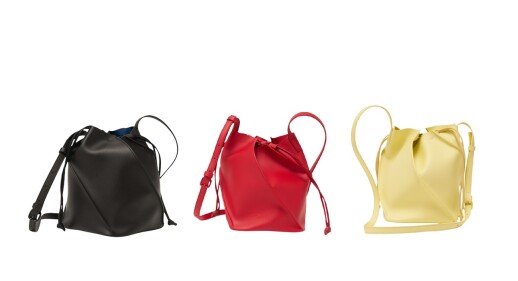 新作レザーバッグ