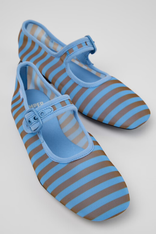 メッシュシューズ入荷しました！