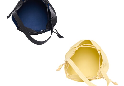 新作レザーバッグ