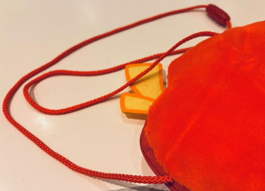 ＊ポケモンフェイスポーチ＊入荷しました