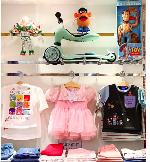 ♡BeBe/SLAP SLIPトイストーリーTシャツ入荷しました♡  