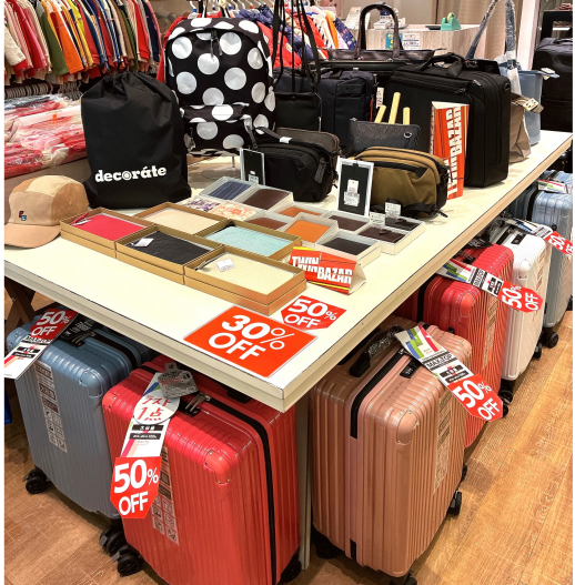 カバン〜リュック,トートバッグ,キャリーケース30%〜70%off