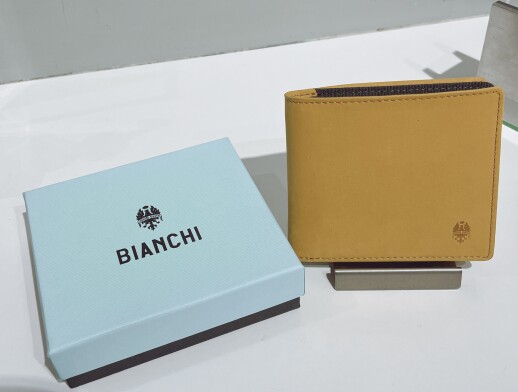 Bianchi 二つ折り財布