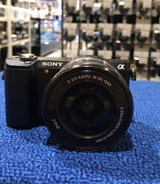 【入荷情報】 SONY α6400
