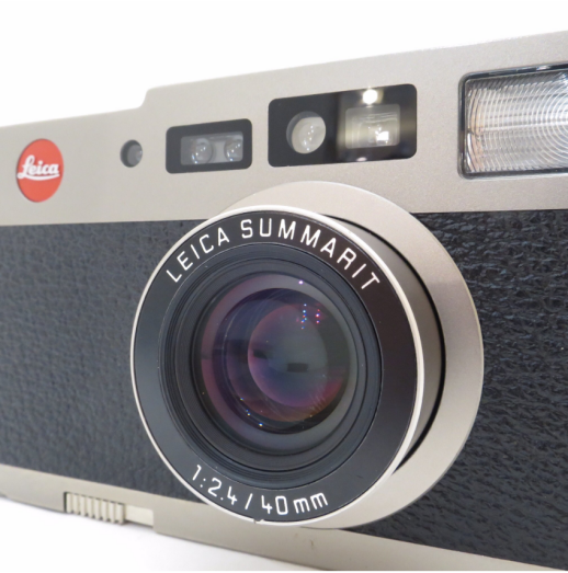 希少!!!高性能なコンパクトフィルムカメラが入荷!!!!!