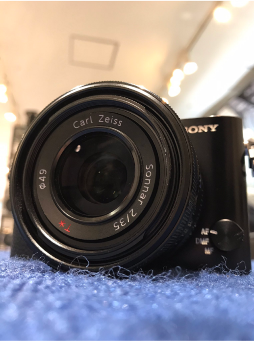 手軽に一眼のような写真を撮ってみたい！！！そんなアナタに！！！