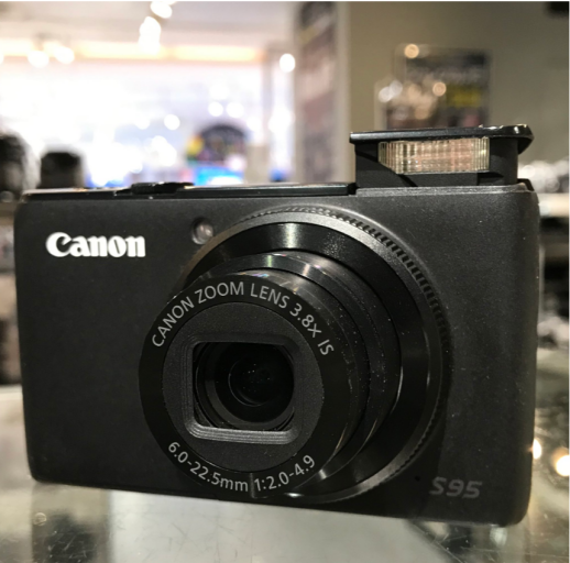 【入荷情報】 Canon PowerShot S95 